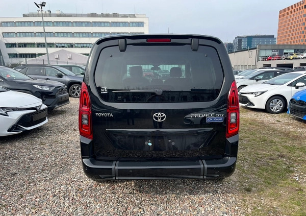 Toyota Proace City Verso cena 215900 przebieg: 5, rok produkcji 2023 z Maków Mazowiecki małe 301
